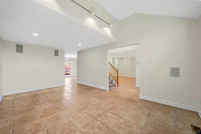 2 Max Way, Commack, NY 11725 - Photo 10