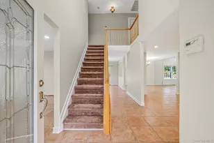 2 Max Way, Commack, NY 11725 - Photo 4