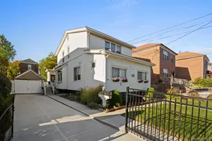 3210 Country Club Rd, Bronx, NY 10465 - Photo 2