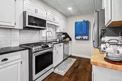 3210 Country Club Road, Bronx, NY 10465 - Photo 24