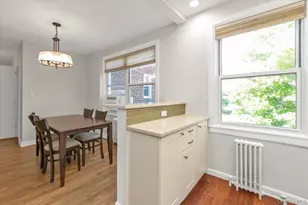 7 Edwards, Roslyn Heights, NY 11577 - Photo 6