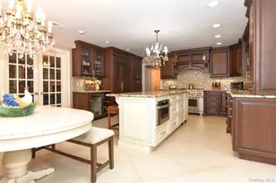 4 Abbey Rd, Orangeburg, NY 10962 - Photo 14