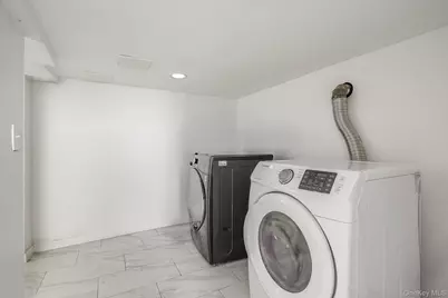 3340 Perry Avenue, Bronx, NY 10467 - Photo 30