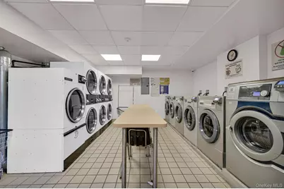 837 Washington Avenue #8P, Bronx, NY 10451 - Photo 18