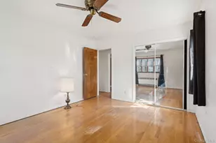 17 Whitman Ave, Syosset, NY 11791 - Photo 10