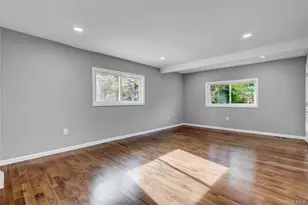 239 Bayview Ave, Patchogue, NY 11772 - Photo 8