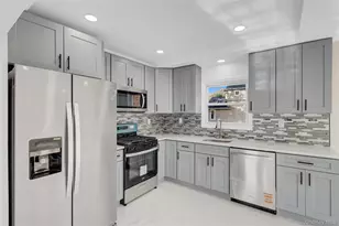 239 Bayview Ave, Patchogue, NY 11772 - Photo 12