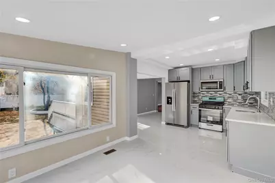 239 Bayview Avenue, Patchogue, NY 11772 - Photo 14
