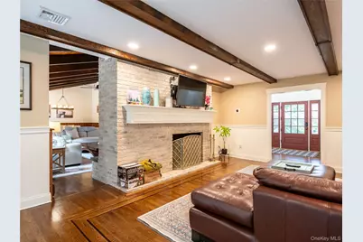 6 Arbutus Road, Greenlawn, NY 11740 - Photo 18