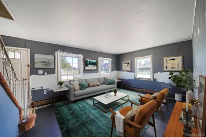 36 Bowling Lane, Levittown, NY 11756 - Photo 8