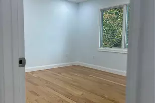 244 Andrews Rd, Mineola, NY 11501 - Photo 20