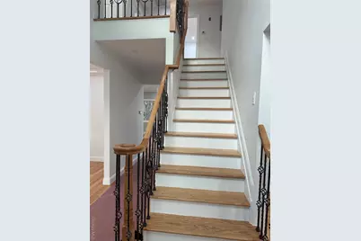 244 Andrews Road, Mineola, NY 11501 - Photo 14