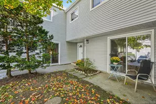 208 Harris Rd, Bedford Hills, NY 10507 - Photo 16