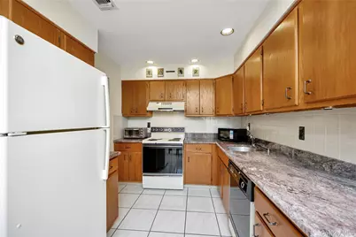 22 Balsam Court #22, Wantagh, NY 11793 - Photo 6
