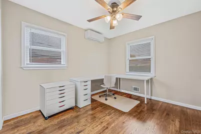 4 Lehigh Drive, Smithtown, NY 11787 - Photo 20