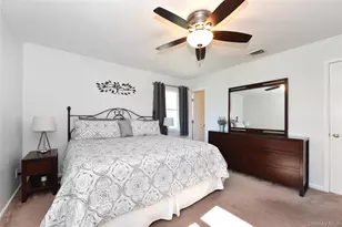 576 Western Park Dr, West Hempstead, NY 11552 - Photo 16