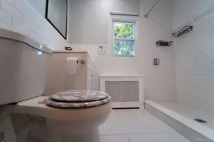 1825 Alice St, Merrick, NY 11566 - Photo 14