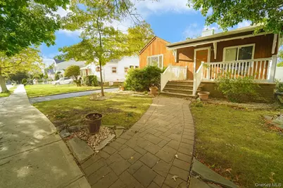 1825 Alice Street, Merrick, NY 11566 - Photo 30