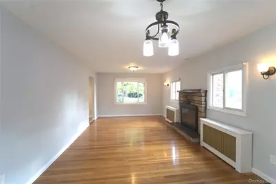 1825 Alice Street, Merrick, NY 11566 - Photo 8