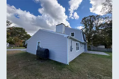 14 Whitney Lane, Coram, NY 11727 - Photo 28