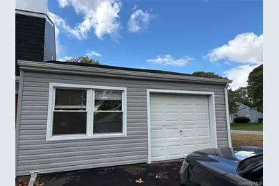 14 Whitney Lane, Coram, NY 11727 - Photo 2