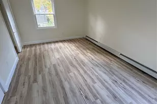 14 Whitney Ln, Coram, NY 11727 - Photo 20