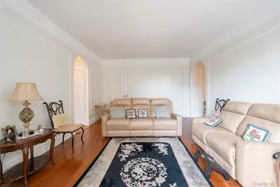 1468 Midland Avenue #4D, Bronxville, NY 10708 - Photo 6