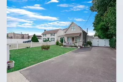 2782 Central Avenue, Baldwin, NY 11510 - Photo 2