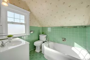 15 Jackson Ave, White Plains, NY 10606 - Photo 14