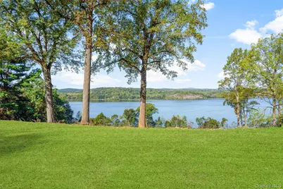 660 Wheeler Hill Road, Hughsonville, NY 12590 - Photo 18