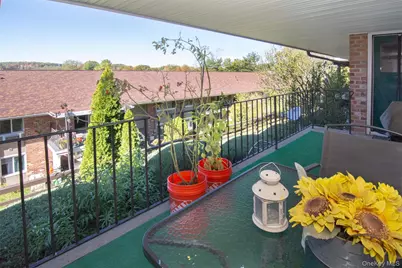 1516 Old Country Road, Elmsford, NY 10523 - Photo 10