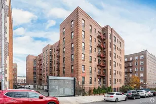 94-11 34th Rd, Jackson Heights, NY 11372 - Photo 4