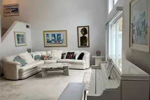 12 Horizon Ct, Huntington, NY 11743 - Photo 10