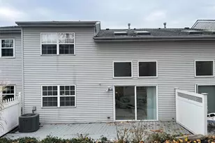 12 Horizon Ct, Huntington, NY 11743 - Photo 38