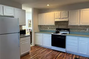 12 Horizon Ct, Huntington, NY 11743 - Photo 4