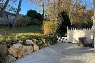 12 Horizon Ct, Huntington, NY 11743 - Photo 36