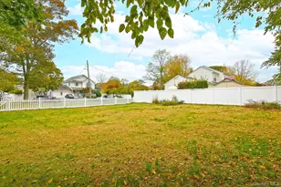 31 Rome St, Patchogue, NY 11772 - Photo 24