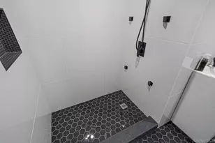 14 Hamlet Dr, Hauppauge, NY 11788 - Photo 40