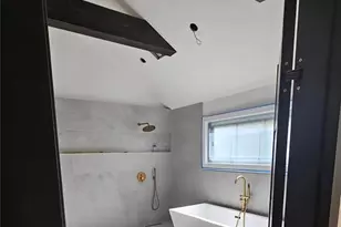 1515 Lincoln Ave, Bohemia, NY 11716 - Photo 6