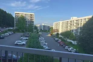 100 High Point Dr, Hartsdale, NY 10530 - Photo 16