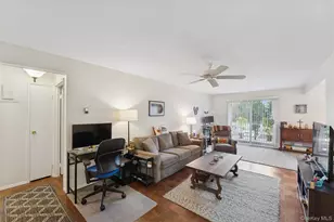 77 S Park Ave, Rockville Centre, NY 11570 - Photo 4