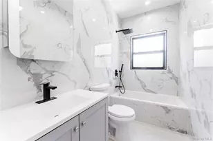 30 Corbin Pl, Brooklyn, NY 11235 - Photo 10