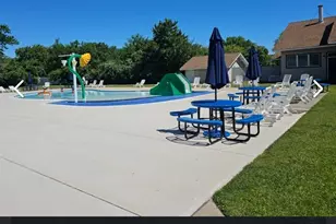 37 El Camino Ct, Coram, NY 11727 - Photo 14