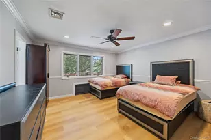 8 Dunn Rd, Airmont, NY 10952 - Photo 16