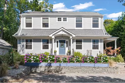 90 17th Avenue, Sea Cliff, NY 11579 - Photo 1