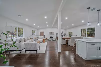 34 Brooksite Drive, Smithtown, NY 11787 - Photo 4