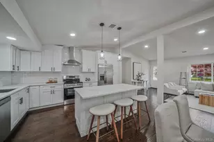 34 Brooksite Dr, Smithtown, NY 11787 - Photo 2