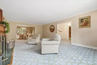 88 Luquer Road, Manhasset, NY 11030 - Photo 8