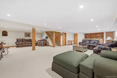 88 Luquer Road, Manhasset, NY 11030 - Photo 30