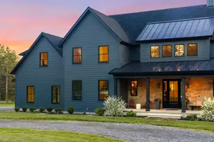 36 Spruce Ln, Poughkeepsie, NY 12603 - Photo 2